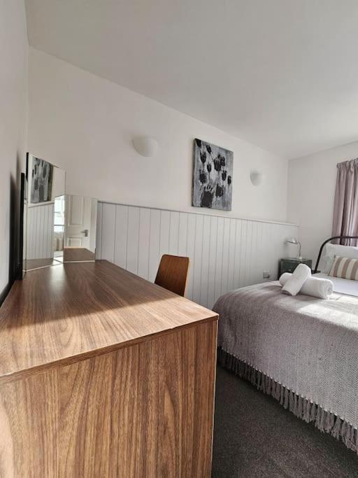 Beautiful And Bright !! Town/Harbour Apartment #1 Penzance Exterior foto
